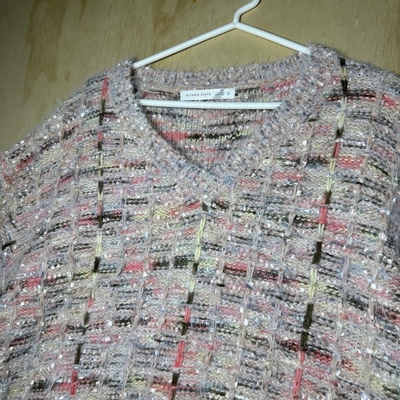 Altar'd State V-Neck Sweater in Pink and Cream Women’s Size Small - Picture 2 of 10